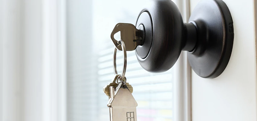 Bifold Door Knob Replacement in South Oroville, California