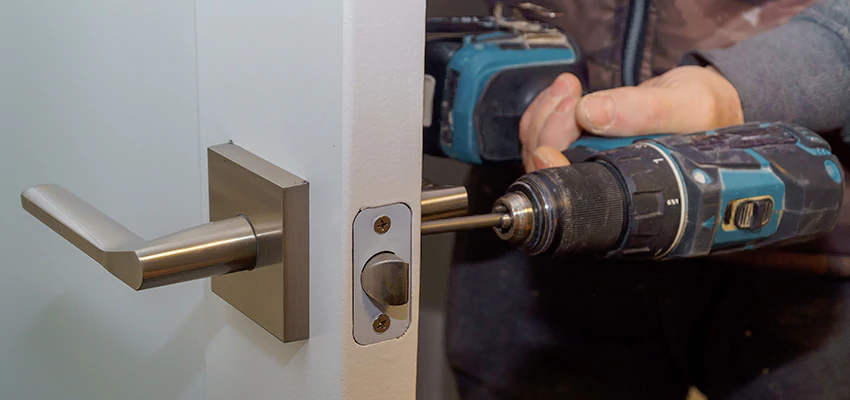 Broken Door Handle Lock Repair in South Oroville, California