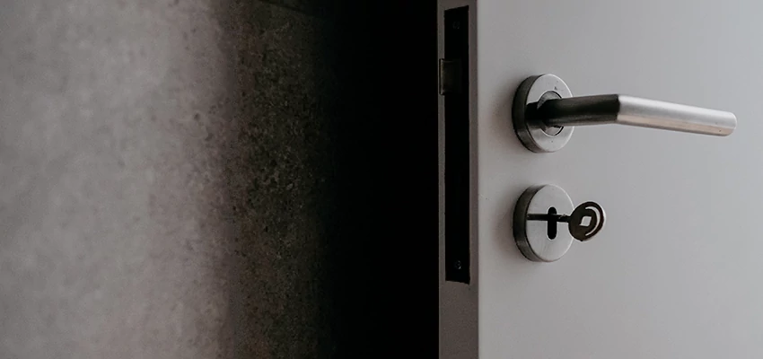 Front Door Handle Repair And Installation in South Oroville, CA